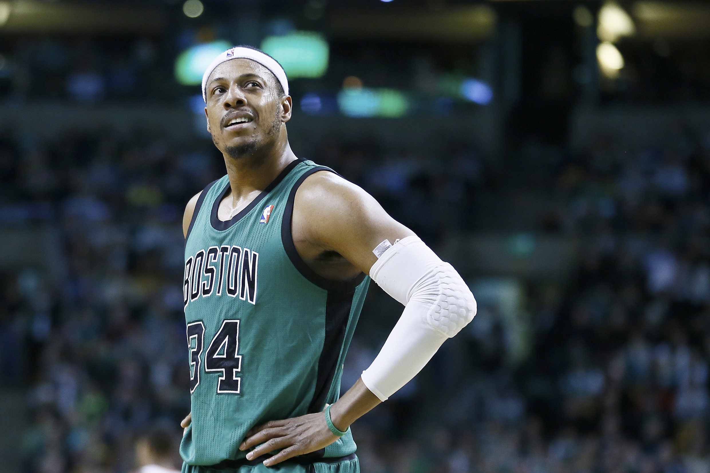 边锋之间的 边锋之间的