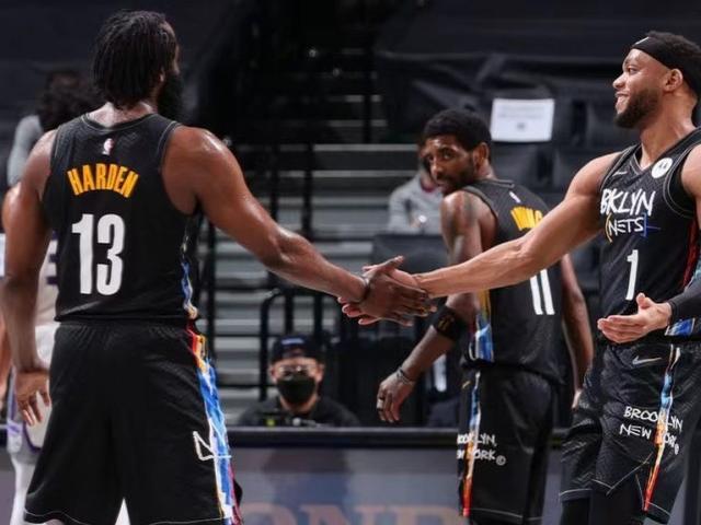 10且命中 10且命中